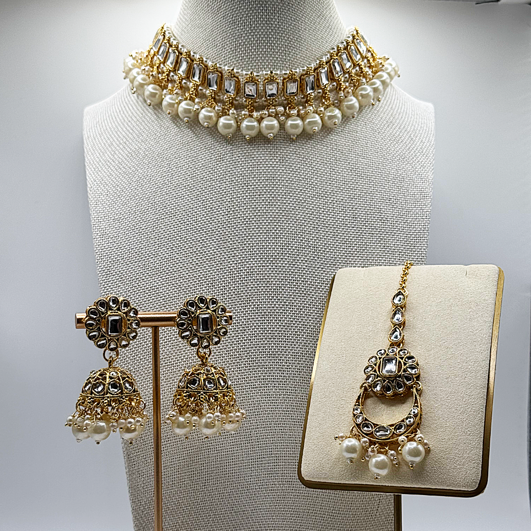 Amara Jhumki & Teeka Set