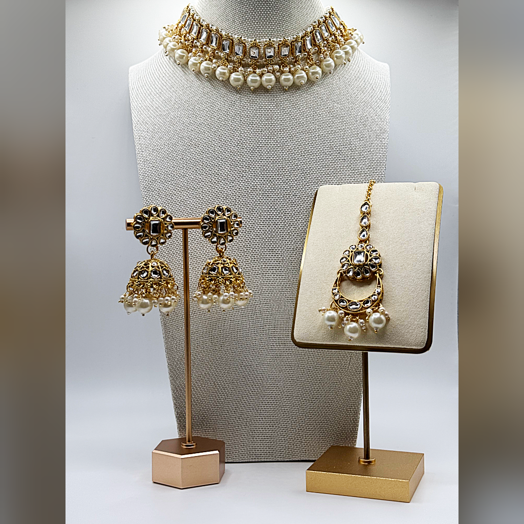 Amara Jhumki & Teeka Set
