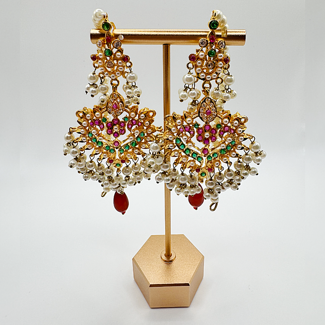 Leylani Necklace Set