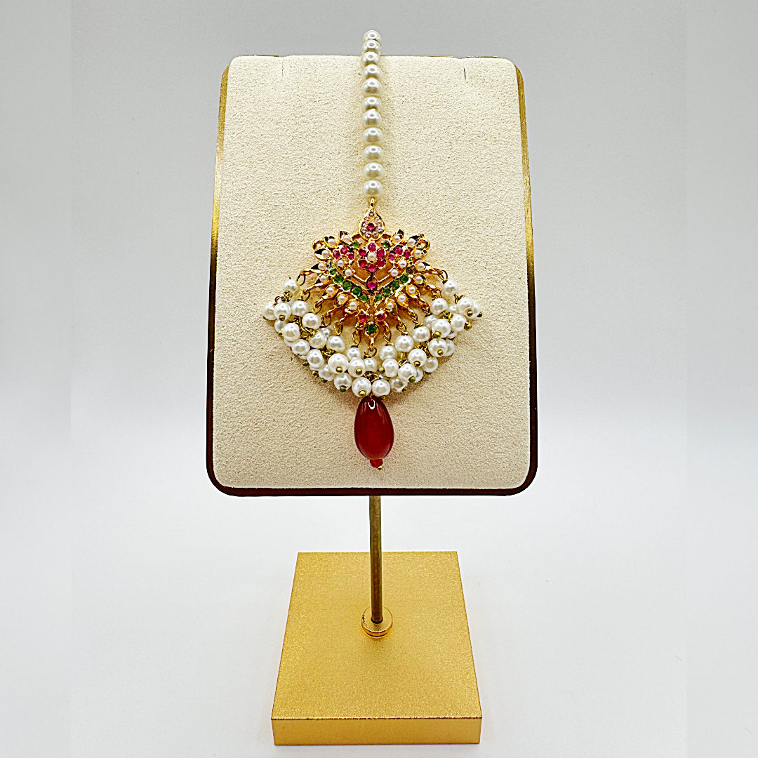 Leylani Necklace Set