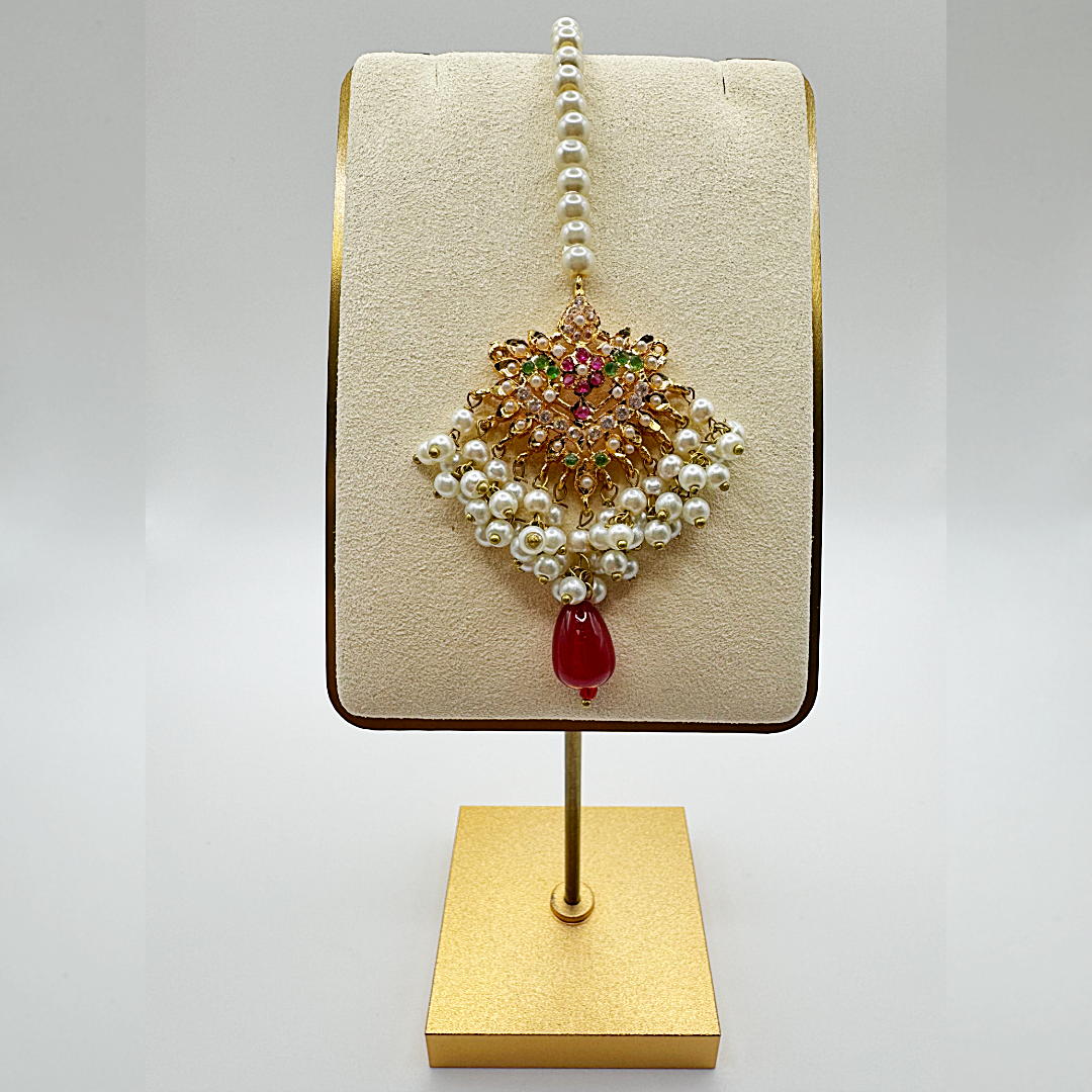 Leylani Necklace Set