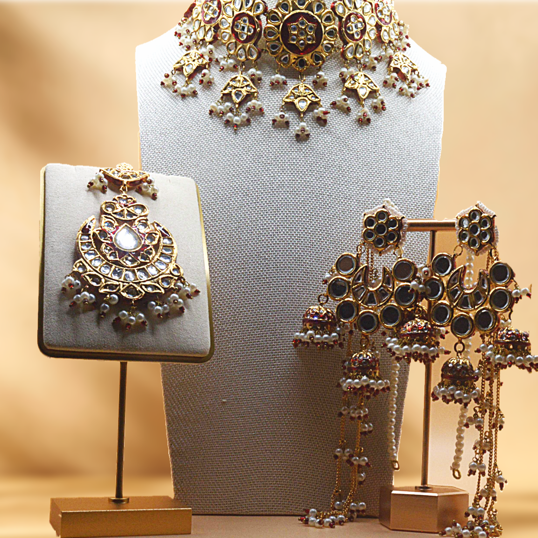 Ariana Traditional Kundan Set